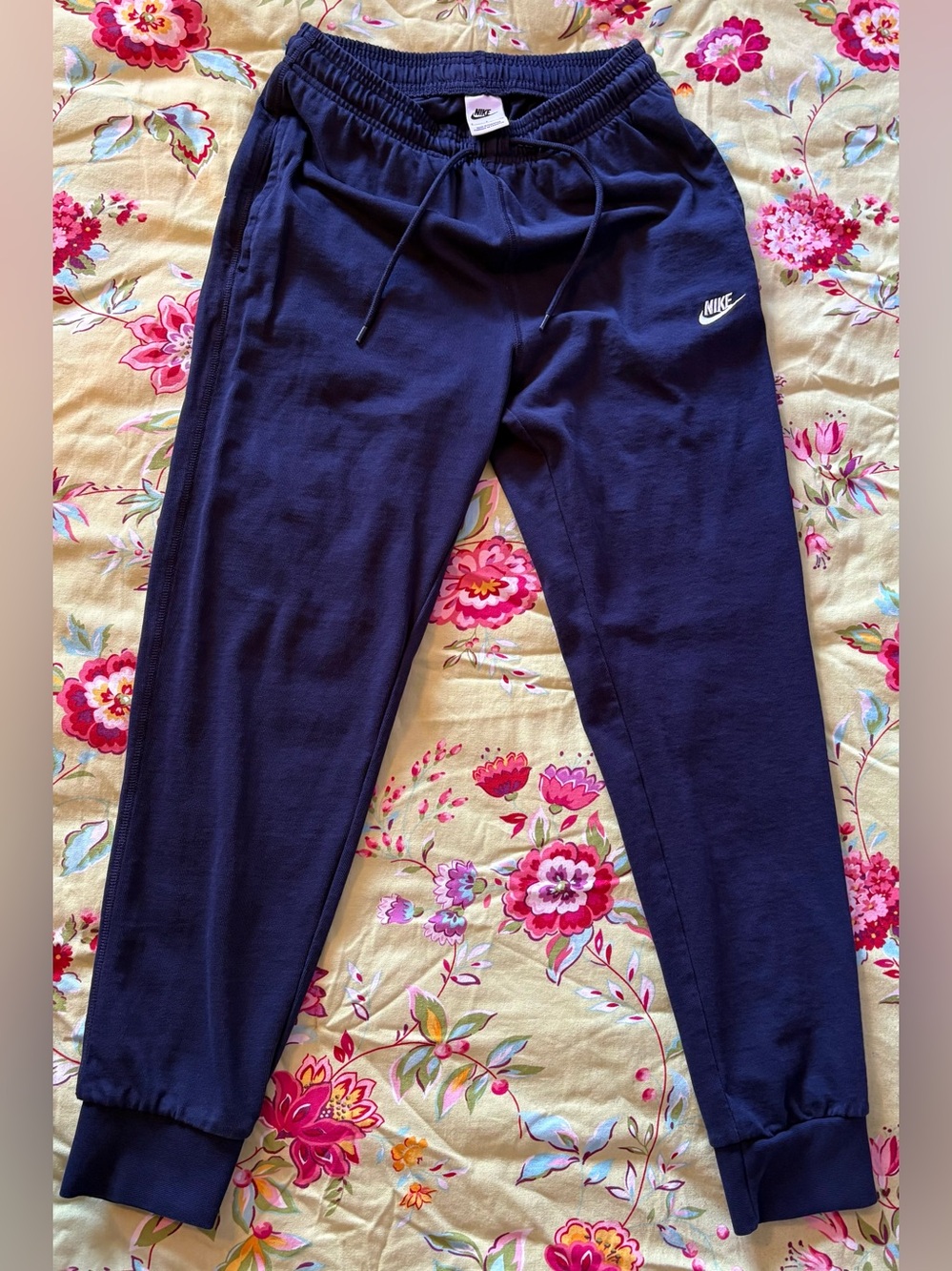 Nike FQ4330-451 2025 navy blue joggers men’s small 27” inseam EUC